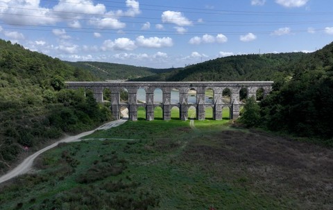 Apeductele romane au rămas în istorie drept unele dintre cele mai spectaculoase realizări inginerești ale lumii antice. Foto: Getty Images