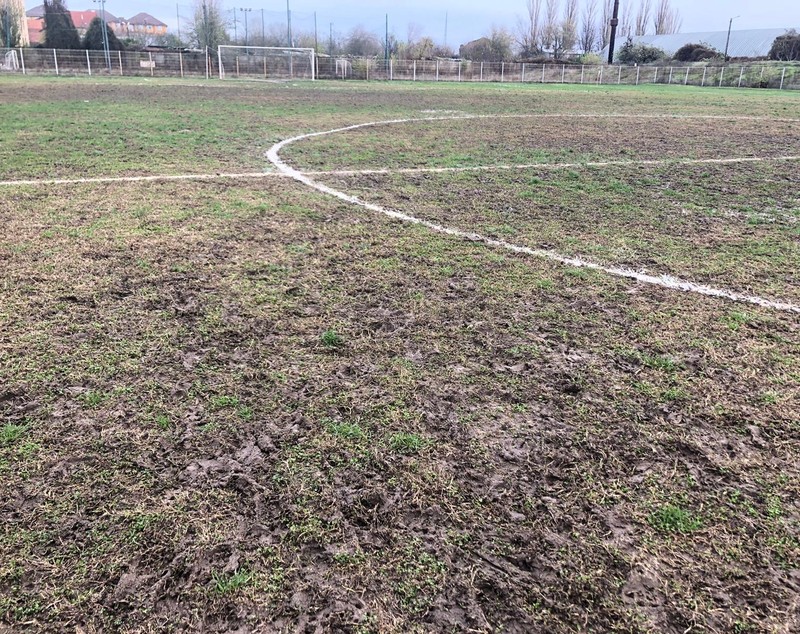 Stadionul din Calafat pe care s-a lansat Gică Popescu a ajuns o ruină! Clubul, prins la mijloc în disputele dintre primar și consilierii locali