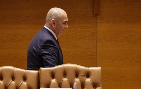 Breaking news în presa internațională după ce Guvernul Bolojan a fost demis prin moțiune de cenzură
