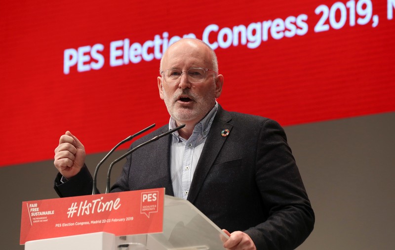Frans Timmermans ameninţă PSD cu excluderea din familia socialiștilor europeni. Reacția lui Dragnea: „Marii lideri europeni sunt în campanie şi au transformat România într-o minge electorală”