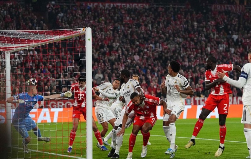 Bayern și Arsenal, ultimele două semifinaliste din UEFA Champions League. Real, eliminată după ce a condus de trei ori la Munchen