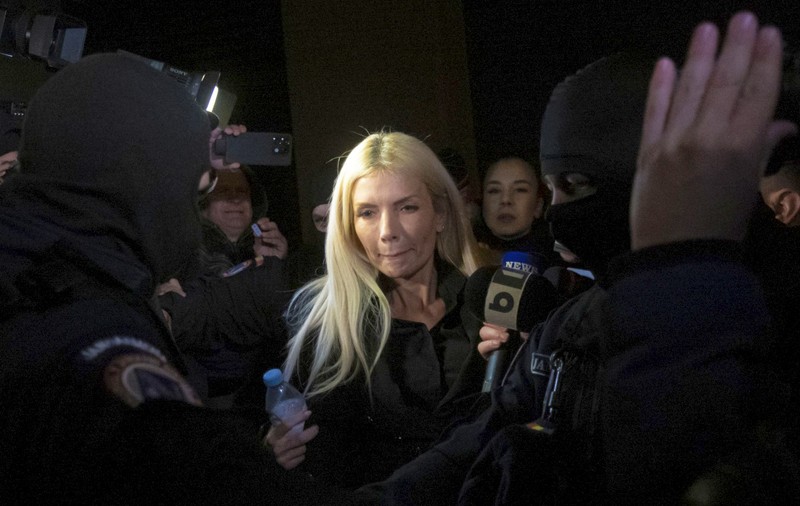 Instanța: Laura Vicol și-a țepuit și colegii în „Schema Nordis”. Ingrid Mocanu, avocata lui Călin Georgescu, a cumpărat două apartamente la recomandarea deputatei PSD