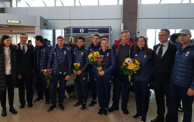 În ciuda vremii, Raluca Strămăturaru și colegii au ajuns acasă de la Jocurile Olimpice de iarnă 2018. Ce a spus portdrapelul României | FOTO
