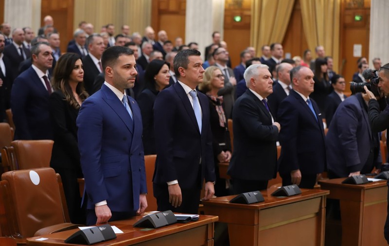 Somn ușor, monștrii s-au născut cu bine