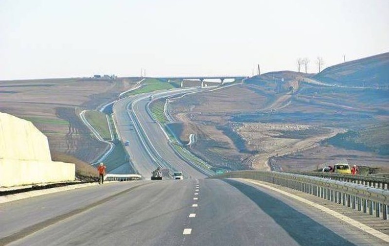 Tronsonul Pitești-Sibiu, scump și... cu viteza melcului. Vom ajunge în Vest pe autostradă de-abia după 2027