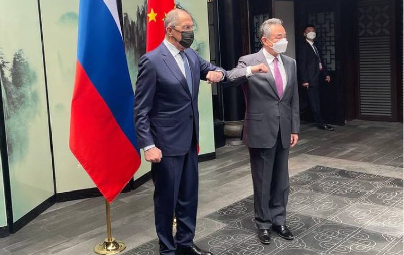 Ministrul rus de externe se află în China, în prima sa vizită externă de când Rusia a atacat Ucraina
