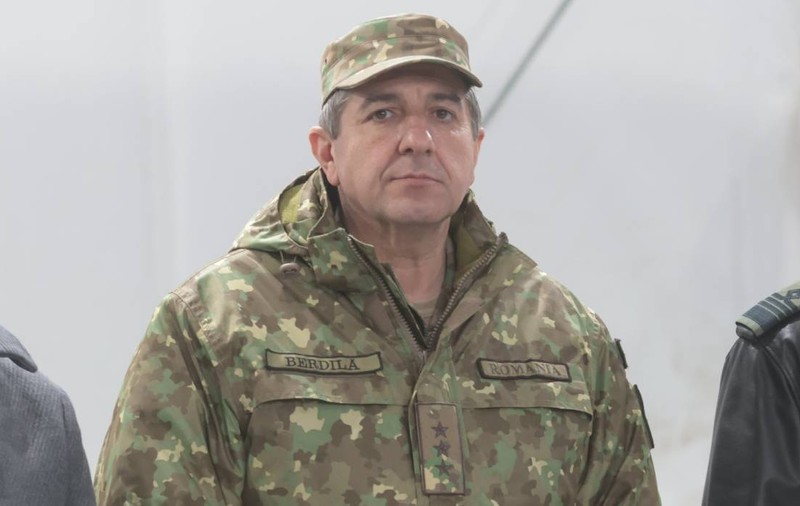 Cine este generalul Iulian Berdilă, al doilea acuzat în dosarul în care șeful Statului Major al Apărării Gheorghiță Vlad, a fost audiat de DNA ca suspect