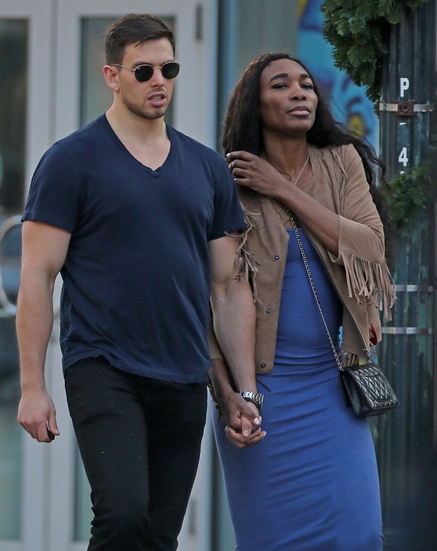 Cum a arătat Serena Williams mireasă. Tenismena s-a măritat cu Alexis Ohanian. Nunta a avut tema ”Frumoasa și bestia” | GALERIE FOTO
