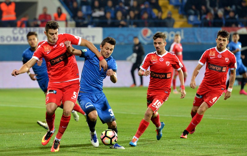 Liga 1: Dinamo - Viitorul 1-2. Victoria oaspeţilor, cadoul perfect pentru Gică Hagi. Mutu anunţă un transfer. Reacţii