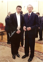 Remus Azoiței cu Regele Mihai. Foto: Daniel Angelescu