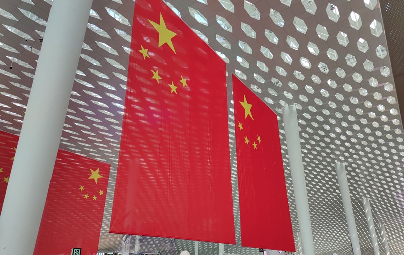 De la dependența de Rusia la dependența de China: statul asiatic a exportat baterii, mașini electrice, panouri solare și echipamente eoliene de o mie de miliarde de dolari
