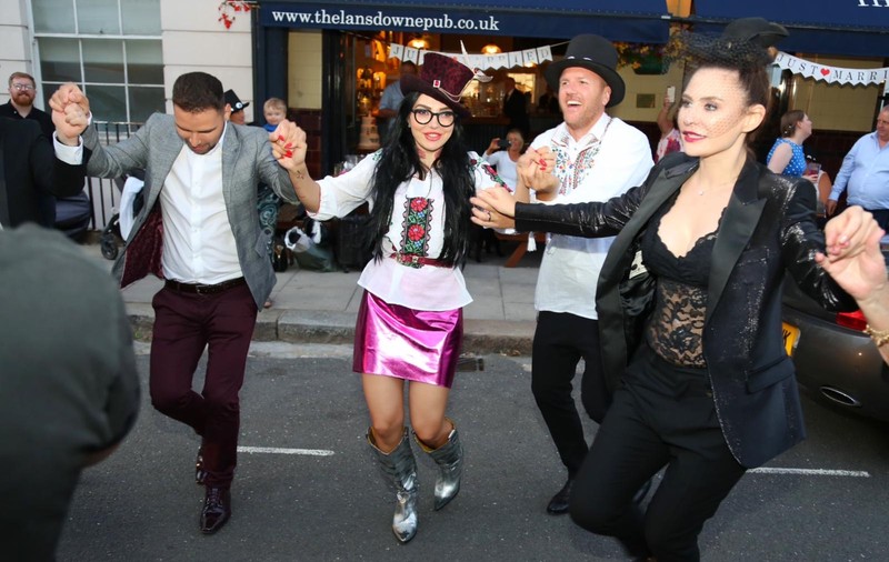 DJ Wanda a sărbătorit 1 Decembrie în Londra și a transmis un mesaj tranșant și controversat către toți românii