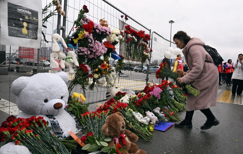 Ce cred rușii despre varianta împinsă de Kremlin privind atacul din Moscova. „Am motive să-mi fie frică”