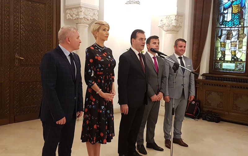 Orban, după consultările cu Iohannis: "PNL va susţine toate iniţiativele de revizuire a Constituţiei şi orice alte iniţiative, necesare pentru a transpune în fapt voinţa exprimată de cetăţeni"