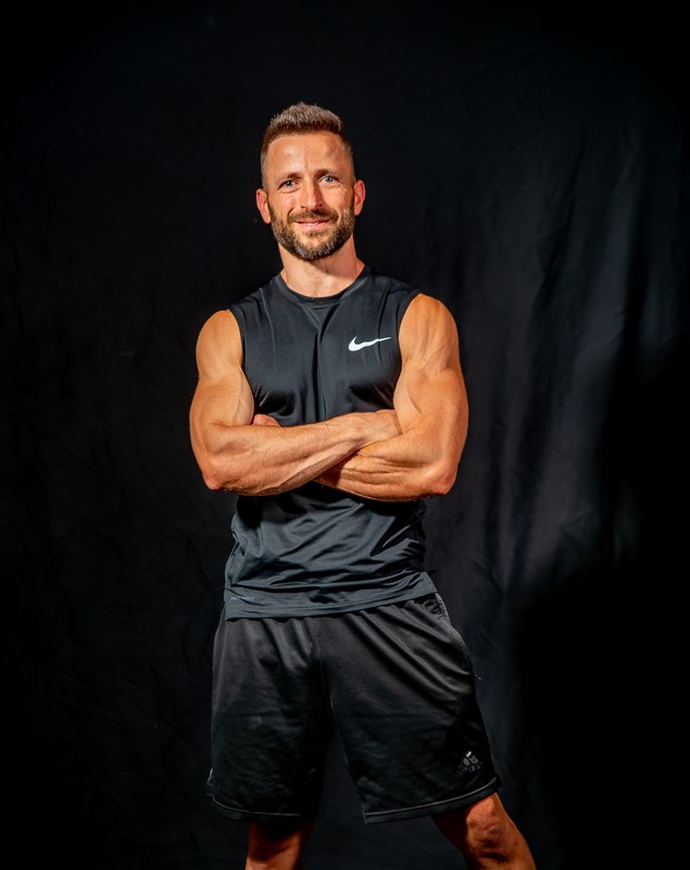 Cât de mult ajută la slăbit mersul la sala de fitness și suplimentele alimentare. Sfaturile lui Răzvan Șindelaru, campion la culturism