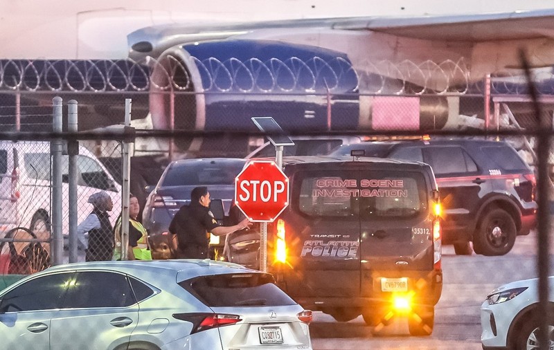 Doi oameni au murit și unul a fost rănit după ce roata unui Boeing 757 a explodat pe aeroportul din Atlanta