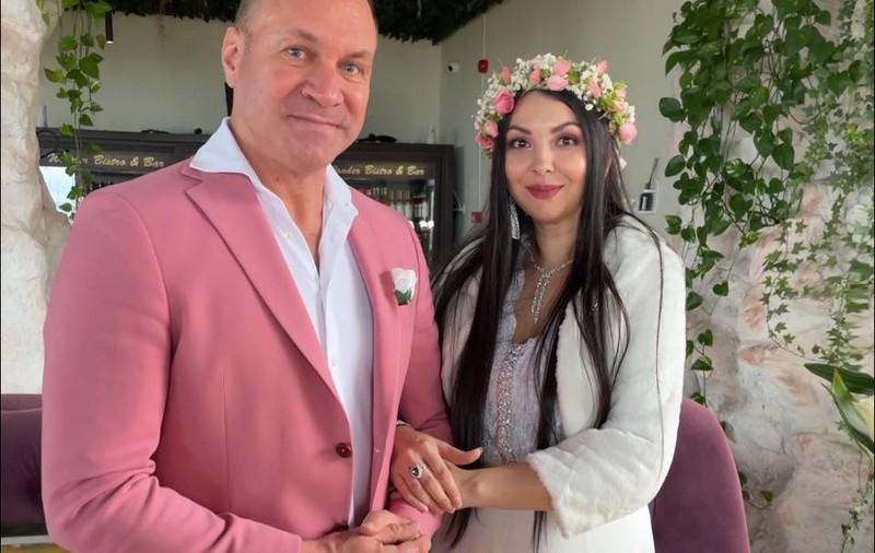 Alin Oprea și Medana vor avea trei perechi de nași: „Ei sunt cunoscuți”. Artistul se pregătește de nuntă