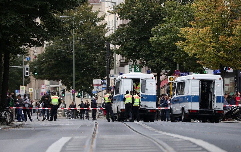 VIDEO | Luare de ostatici într-un centru comercial din Berlin. Peste 200 de polițiști au intervenit la fața locului