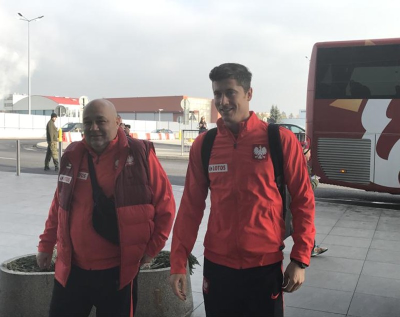România - Polonia (vineri, ora 21:45, TVR 1). Polonezii au făcut antrenamentul oficial. Lewa și compania, gata de Crăciun | VIDEO