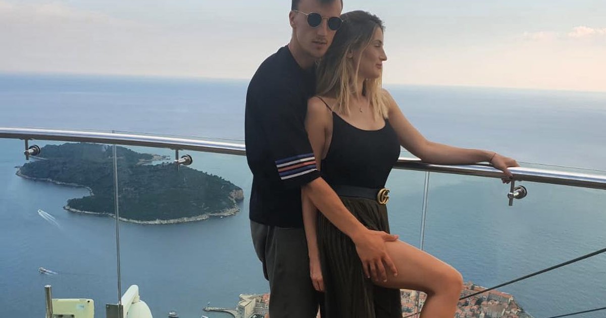 Ce soție sexy are Vlad Chiricheș