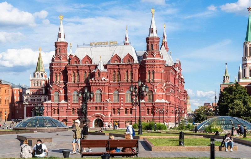 Ministrul sănătății din Rusia: „Mortalitatea bărbaților de 35-40 de ani la noi este dublă față de femei”. Care sunt cauzele?
