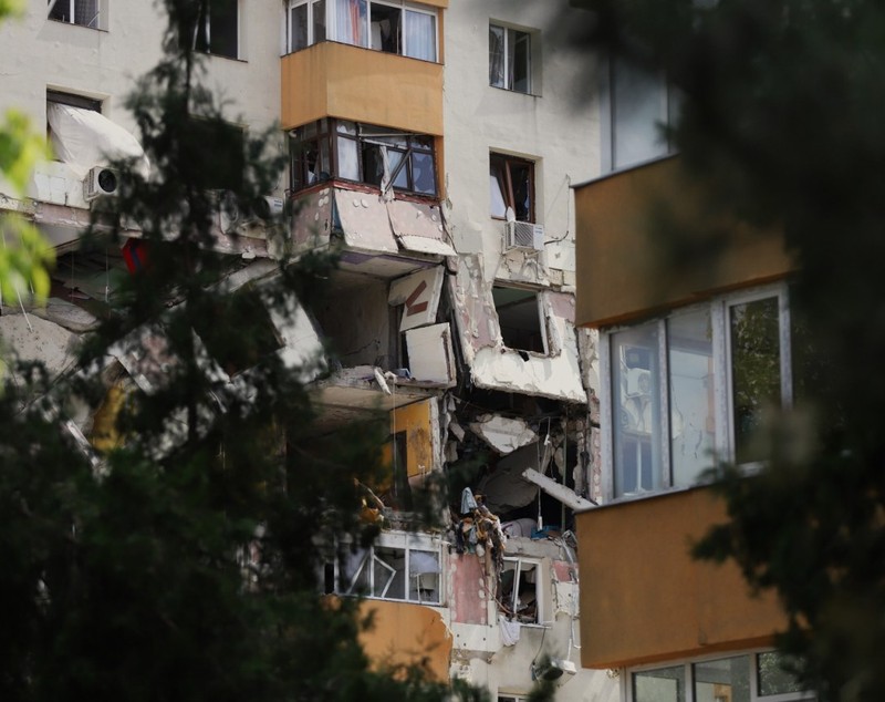 Locatarii blocului care a explodat în Rahova acum 9 luni și-au pierdut speranța: „Ne duc până la alegeri, atunci poate se mișcă lucrurile”