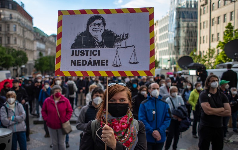 Mii de persoane au protestat în Praga pentru a cere o justiție independentă