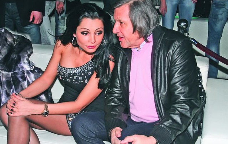 Iubita lui Ilie Năstase are «numărul perfecţiunii» la maşină