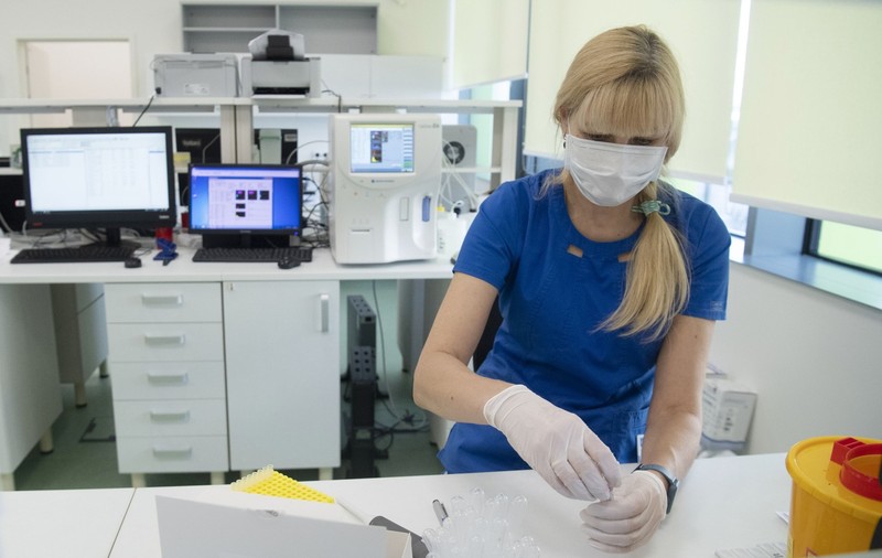 3000 de persoane se pot testa gratuit în București pentru HIV, hepatită B și C, până la finalul lunii aprilie