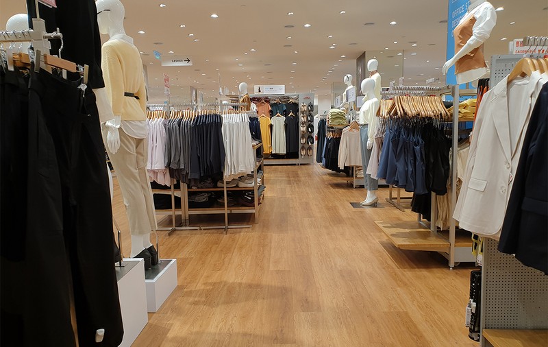 Secretele unui Shopping de Succes: Cum să Găsești Cele Mai Stilate Magazine de Haine!