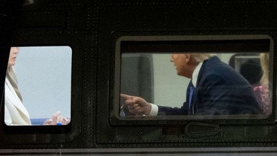 Donald si Melania Trump, discutie in Marine One