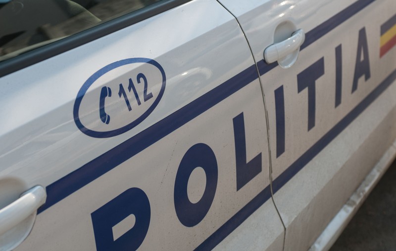 Șefă din Poliția Iași, acuzată că vorbește trivial cu colegii. „În p*** mea, sunt comisar, nu pot munci cot la cot cu nişte c***ţi de agenţi!”