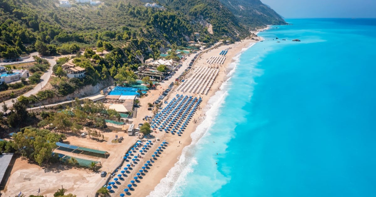 Panorama deasupra insulei Lefkada din Grecia