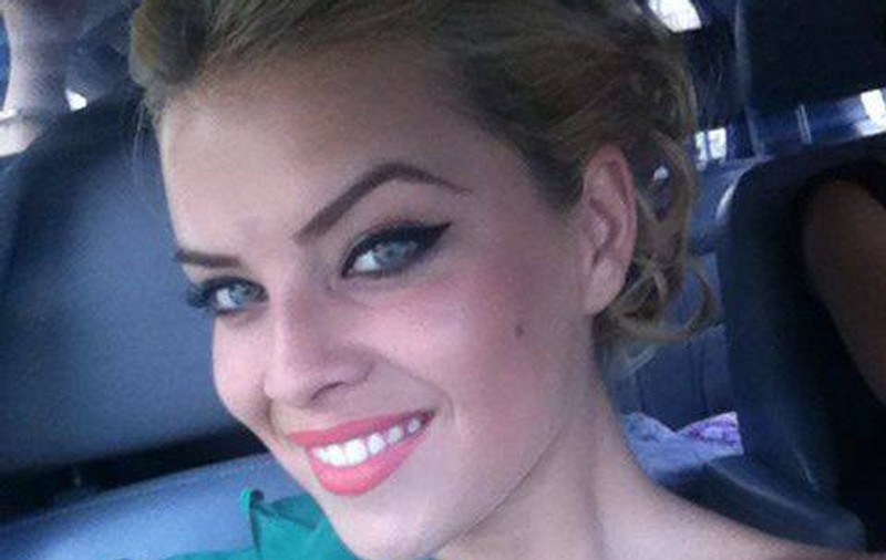Marius Moga şi-a tras O NOUĂ IUBITĂ? Vezi CÂT DE TARE SEAMĂNĂ aceasta cu Iulia Vântur! FOTO