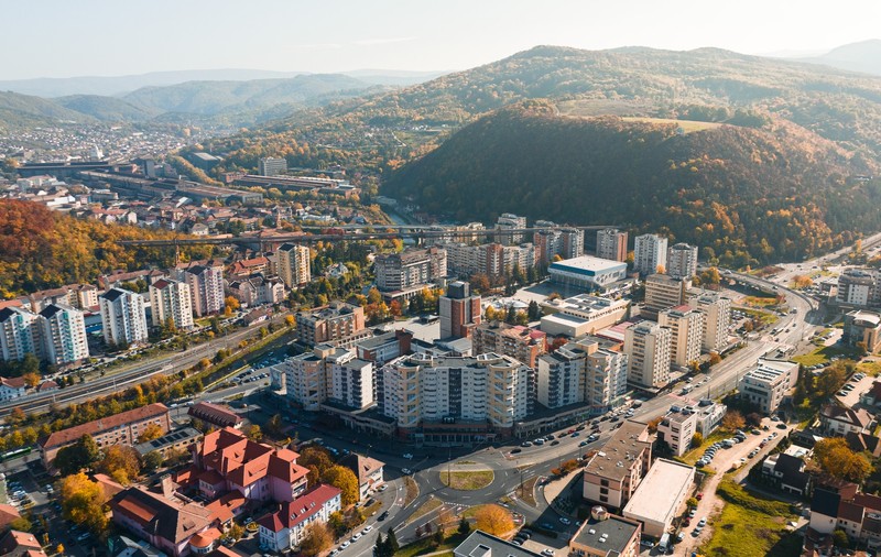 Candidați județul Caraș-Severin alegeri parlamentare 2024. Cine candidează în Caraș-Severin la Camera Deputaților și Senat