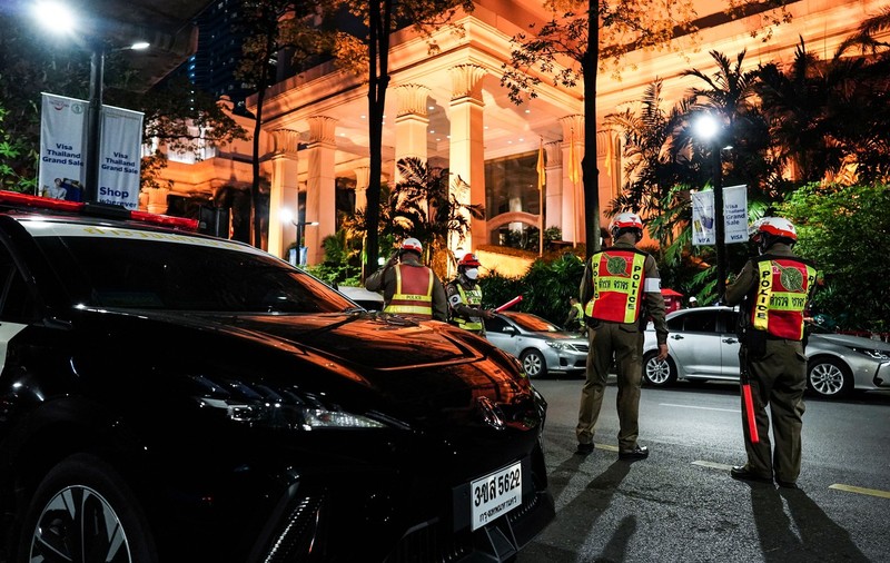 Șase oameni au fost găsiți morți într-un hotel de lux din Thailanda. Toți erau cetățeni străini