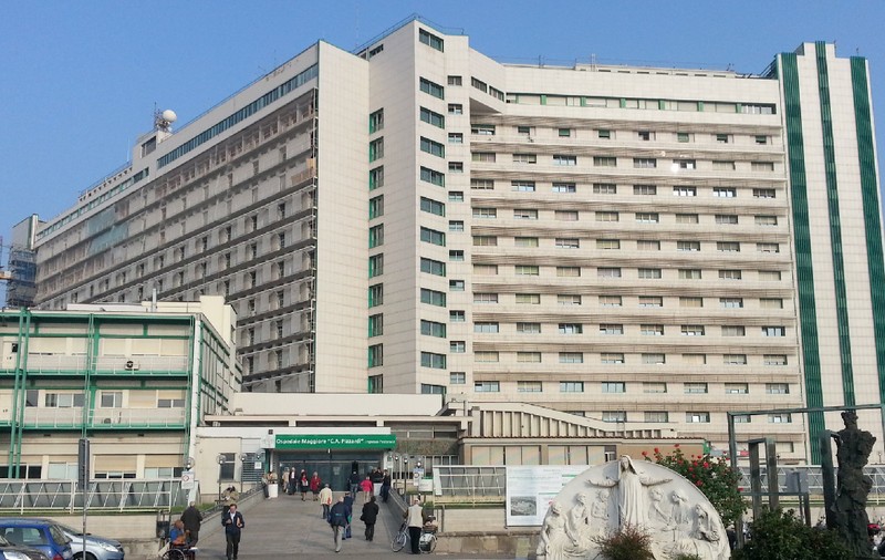 Un român din Italia, șomer, a ajuns la spital cu un cui înfipt în frunte și a fost arestat: „L-am bătut eu, sunt disperat”