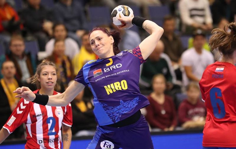 Optimism la naționala feminină de handbal. Alexandru Dedu: ”Cred că am luat o opțiune serioasă de a ieși din grupă”