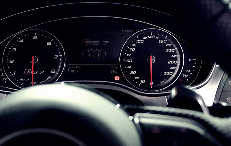Servicii de inchirieri auto disponibile non stop