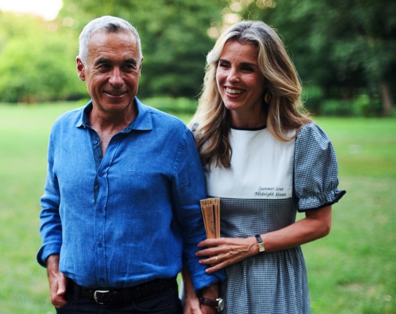 Mesajele apărute pe contul de Instagram al Cristelei Georgescu după victoria soțului ei în primul tur al alegerilor prezidențiale: „România s-a trezit”