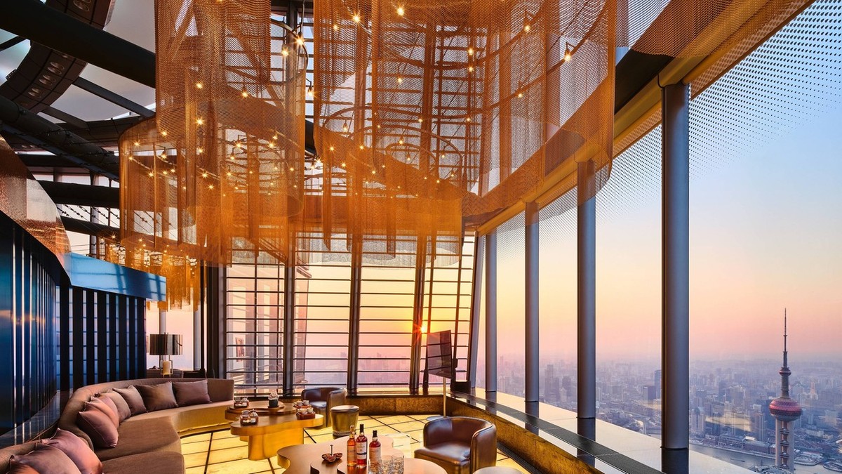 Cel mai înalt hotel din lume a fost inaugurat în China