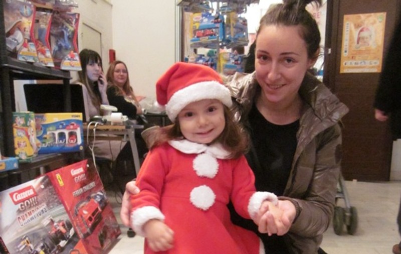 Află cât te costă să-ţi costumezi copilul în Moş Crăciun