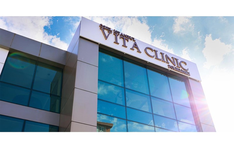 Top 5 clinici de transplant de păr din Turcia