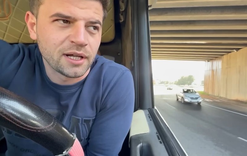Un român din Spania dezvăluie cât câștigă, de fapt, șoferii de camion: „Ruta internațională este mult mai bine plătită”