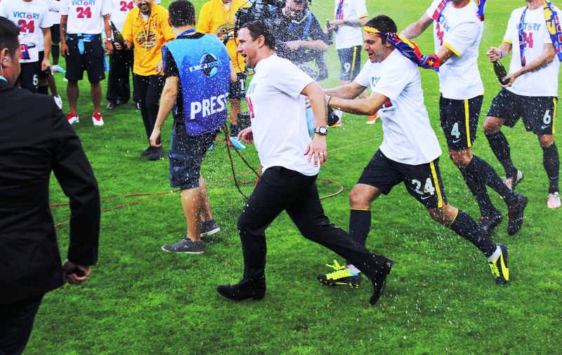 Un fotbalist nu-l preferă pe Dică ”principal”: ”Mi-aș dori să lucrez cu Reghe”