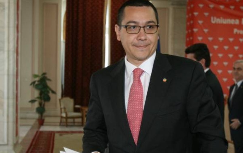 PONTA i-a PLAGIAT și pe CHURCHILL și STALIN