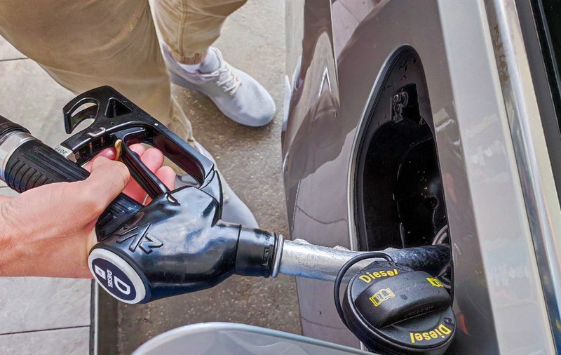 O nouă scumpire la motorină, vineri, 3 iulie 2026. Cât costă benzina și motorina în București, Cluj-Napoca, Timișoara, Iași și Constanța