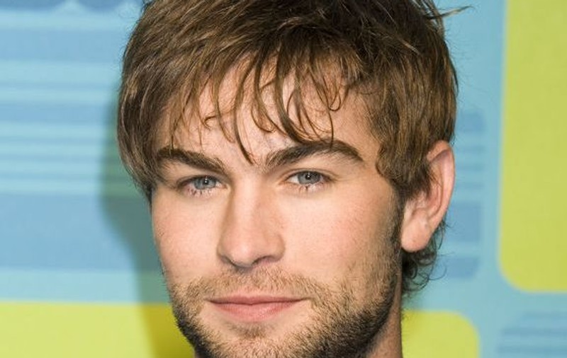 Chace Crawford a fost surprins de poliţie în timp ce-şi făcea o ţigară cu marijuana