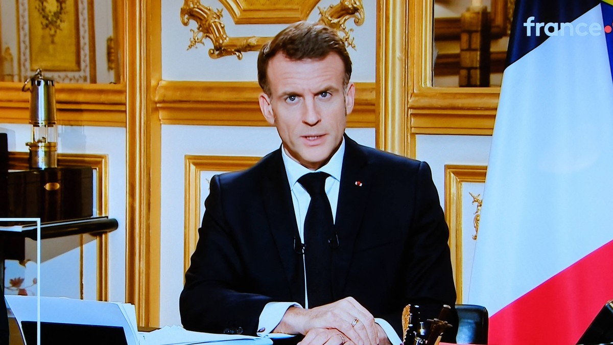 Emmanuel Macron s-a adresat marți seara cetățenilor francezi Foto: Imago