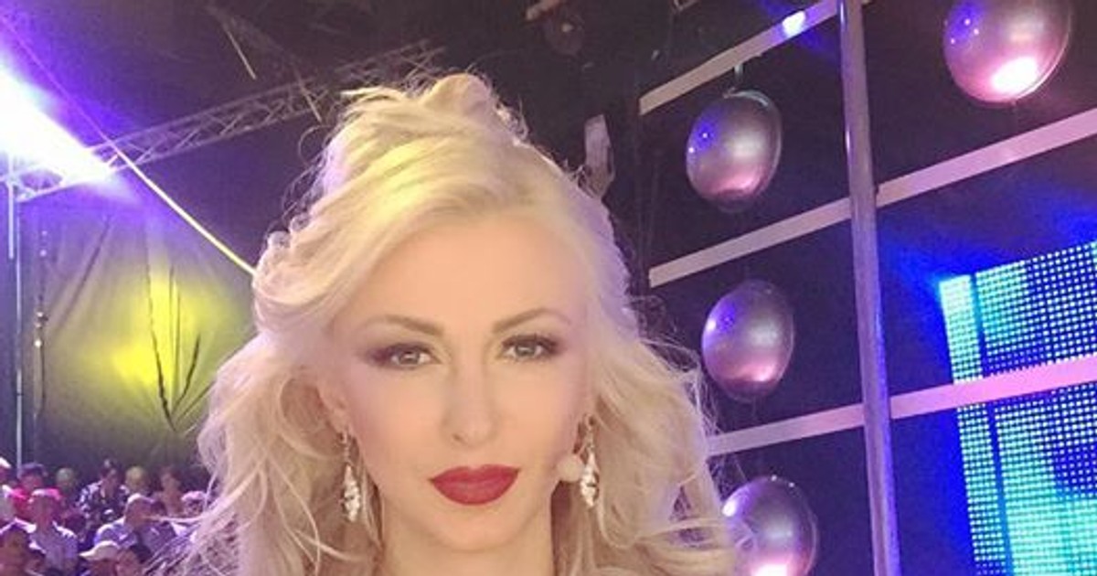 Andreea Bălan, în costum de baie după ce a născut. Cum arată artista